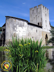 VAUCOULEURS (55) - La Maison-forte de Gombervaux