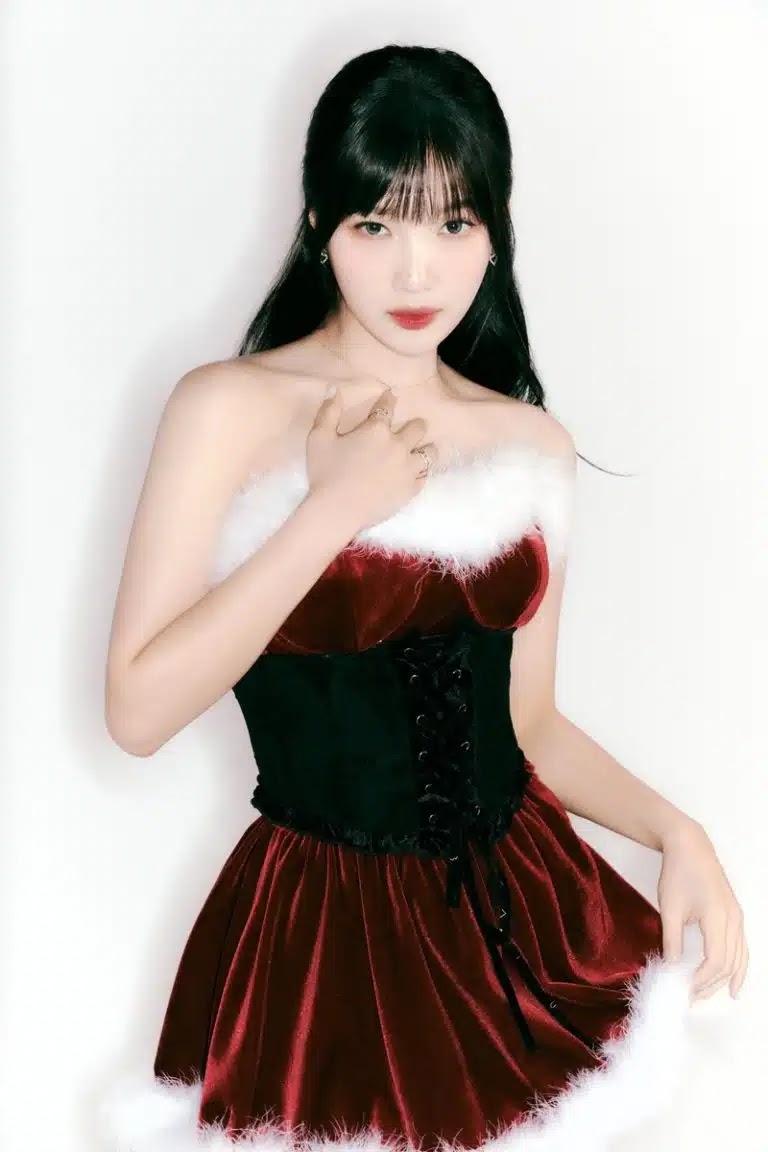 Red Velvet and aespa Will Collaborate on The Song 'Beautiful Christmas'