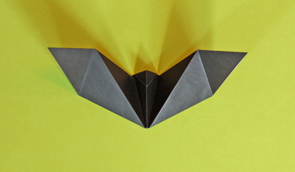 vitamini handmade DIY Origami Bats