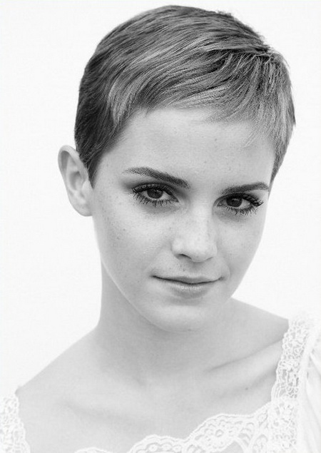 emma watson hair 2011. emma watson short hair ugly.