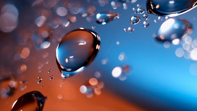 Macro Water Drops HD Wallpaper