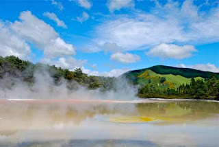 Champagne Pool Wai-O-Tapu Rotorua New Zealand