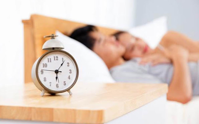 Two Coupes Can Make You Stop Snoring! Couples Breaking Up Because Of Snoring