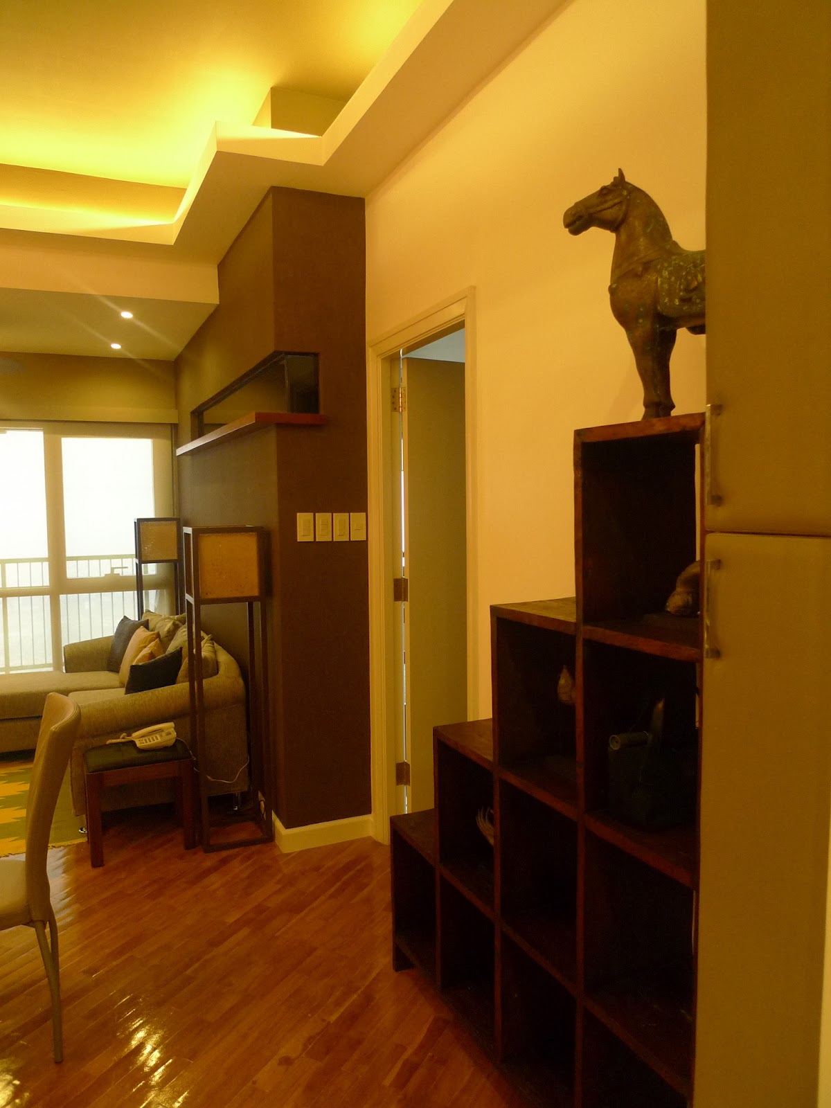 Nikki's Nurturance: The Design Features of Our Condo