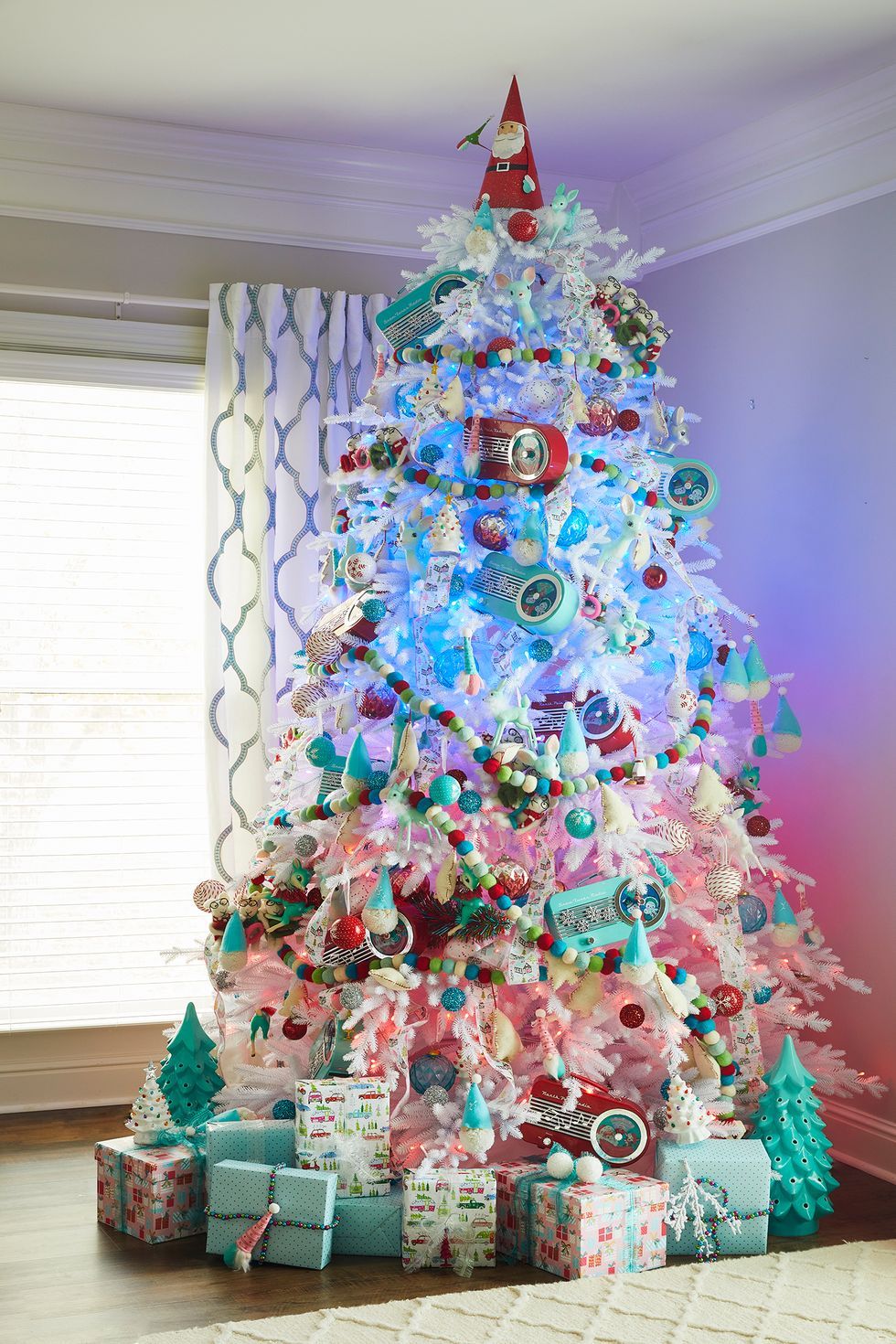 30 Ideas For The Most Impressive Christmas Trees In 2022