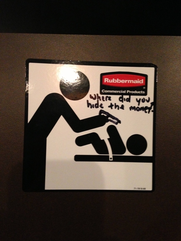 funny graffiti signs 001