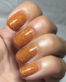 Dreamland Lacquer: Halloween Trio 2016 - Plastic Pumpkin