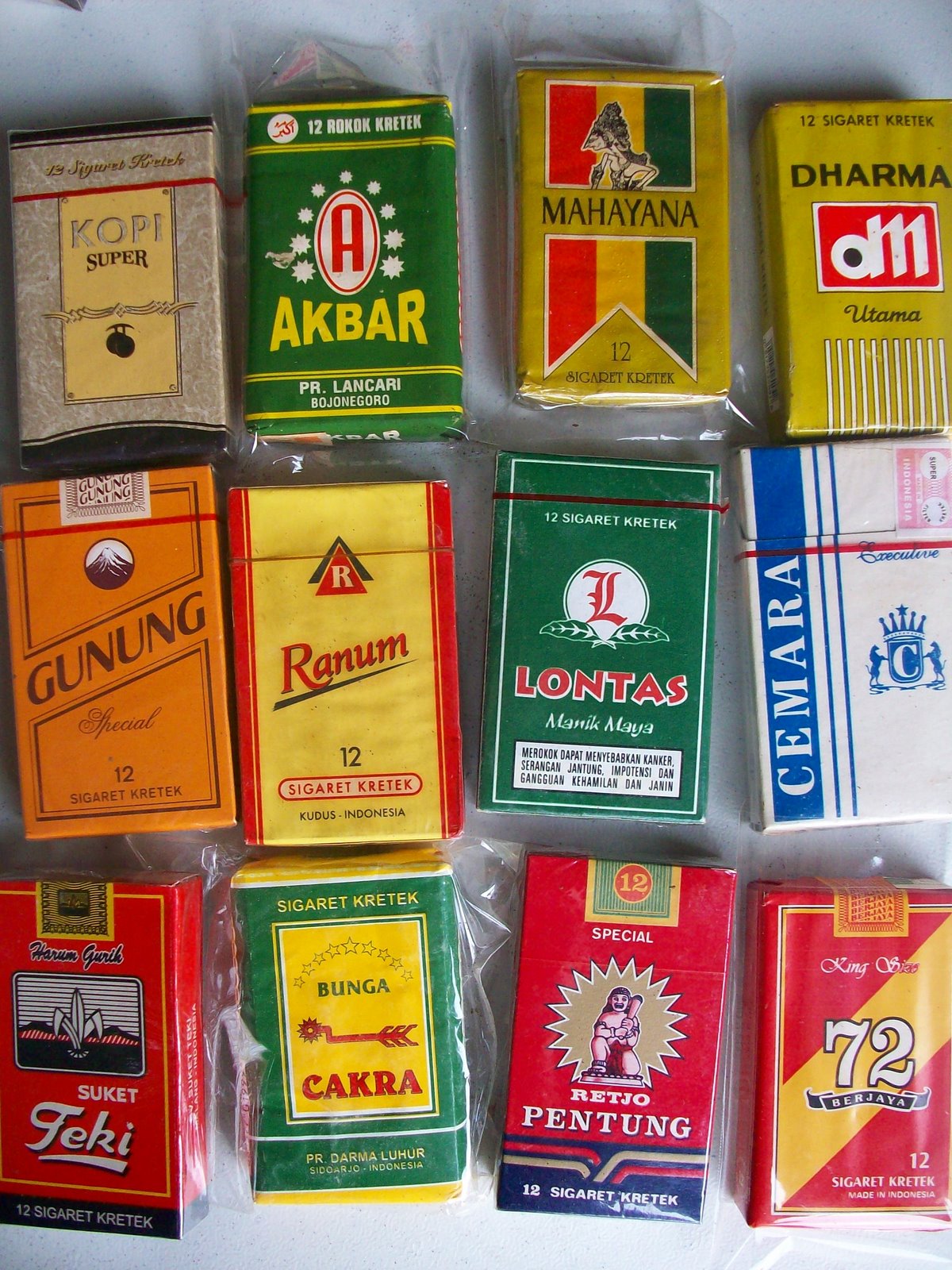 Serba Vintage Rokok Kampoeng Jaman Dulu