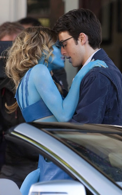 AnnaLynne McCord dressed as an Avatar on the set of 