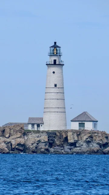 Lighthouse, Building, Shore, Sea