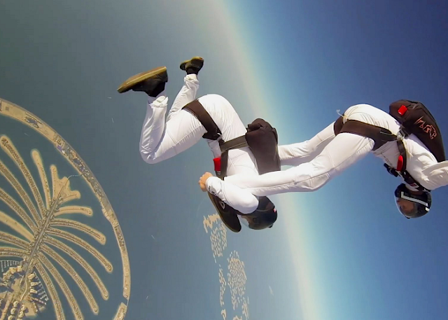 Skydiving dubai