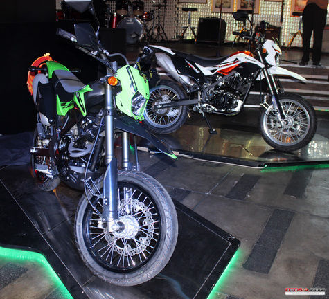 New Kawasaki D-Tracker Makin Bertenaga dan Kekar Hadir Dalam 2 Varian