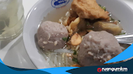 Bakso Balungan Pak Surip: Legenda Kuliner Bakso Tuban yang Tak Boleh Dilewatkan