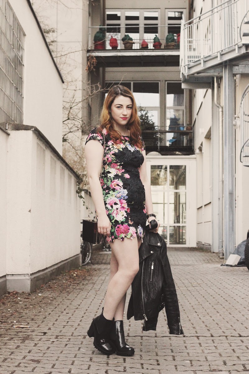 missguided floral bodycon dress