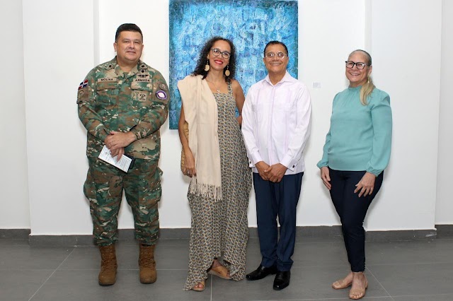 Amaurys Reyes inaugura exposición ‘Laberintos’, en el Museo Nacional de Historia y Geografía