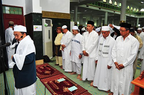 Pengertian Niat Tata Cara Waktu Pelaksanaan Sholat Idul 