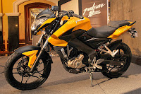 Pulsar 200NS