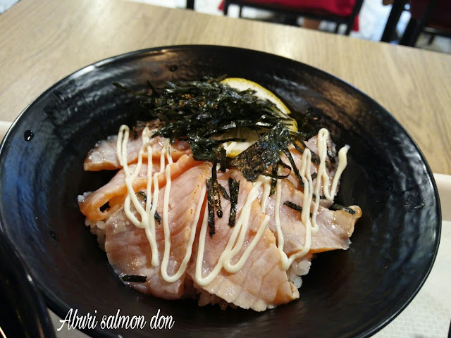 Paulin's Munchies - Genki Japan at Japan Foods Garden Isetan Scotts - Aburi Salmon Don