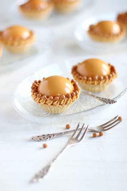 Appel-karamel tartelettes