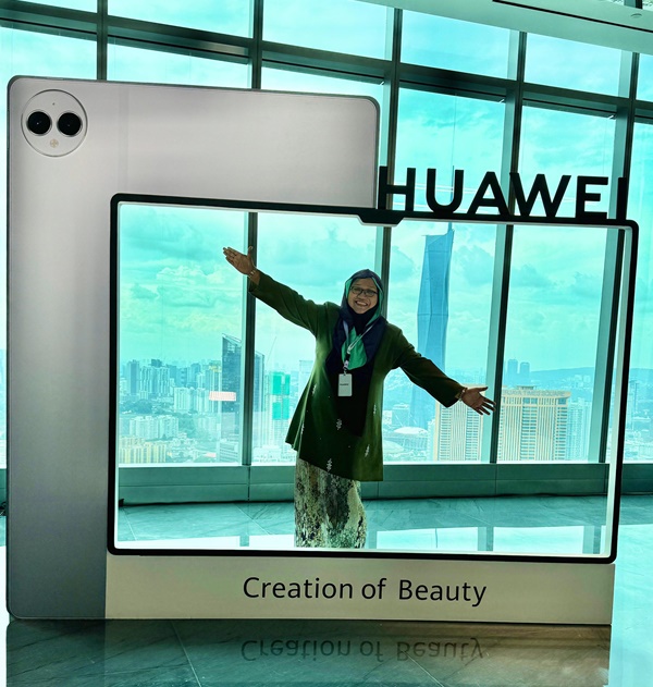 Produk Teknologi Berinovasi Tinggi Keluaran HUAWEI Menepati Tema "Creation of Beauty'