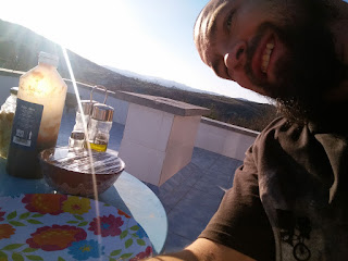 Me waiting for dinner on the roof terrace