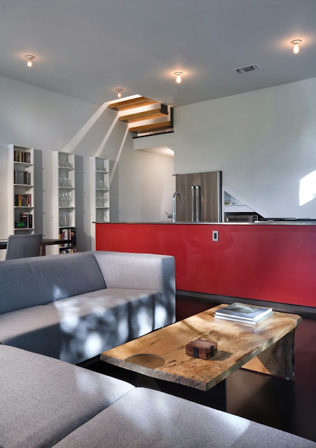 modern living decoration LEED House “Like A Houseboat”