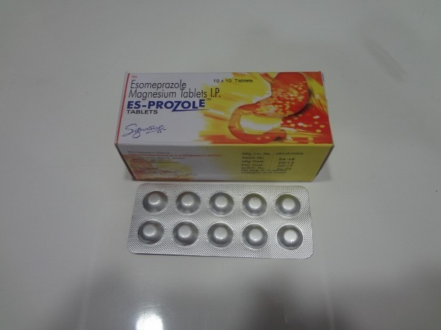 NEXIUM (ESOMEPRAZOLE)