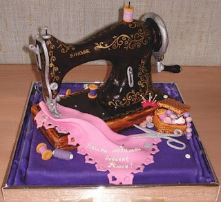 торт швейная машинка