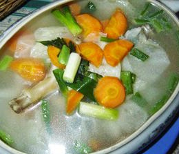 cara membuat resep bumbu sayur sop ceker ayam yang enak dan gurih - Gerobak Warung