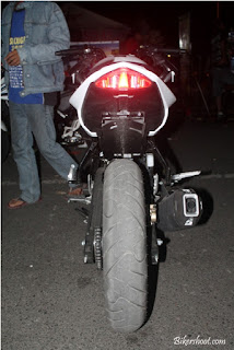 Honda All New CB150R "Buntung"