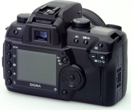Sigma SD14 14MP Digital SLR Camera (Body Only)
