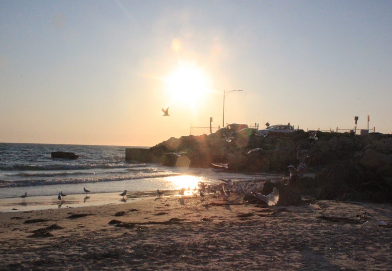 Sunset Beach Market at Bathers Beach