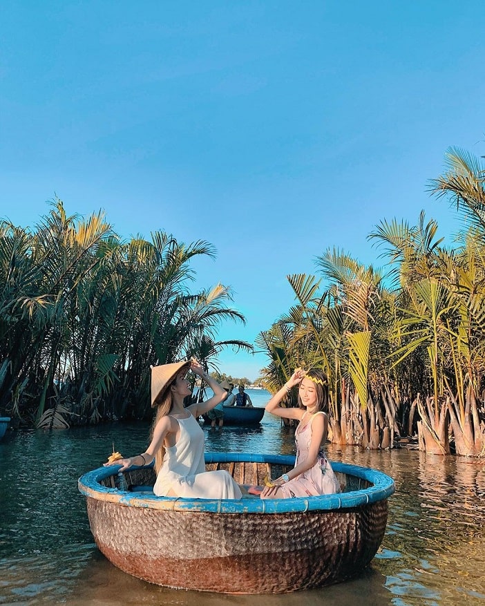 Hoi An Coconut Forest – Enjoying the Basket Boat Rides on the River