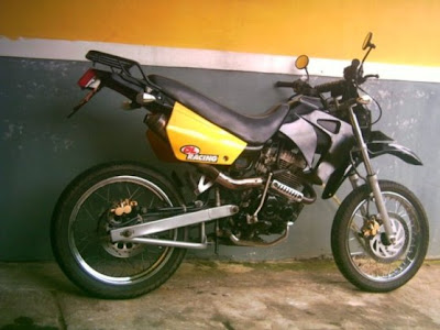 supermoto Honda GL-100 modif