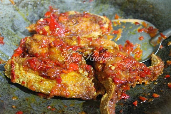 Ikan Goreng Berlada Stail Minang Yang Mudah - Azie Kitchen