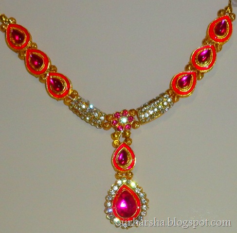 Pink and White stone studded necklace (2)