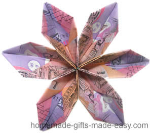 Origami Money Flowers, an easy 5 minute design