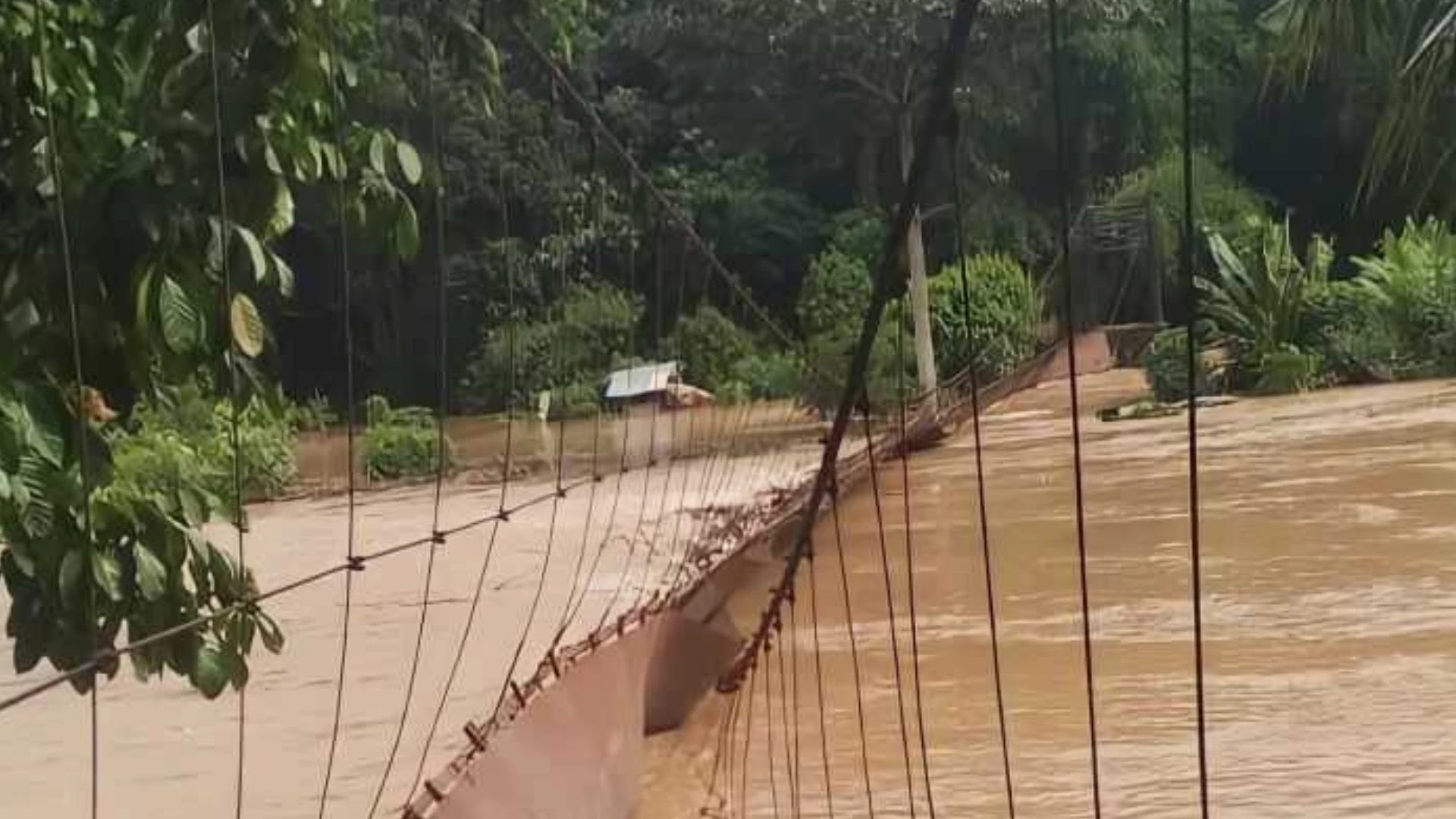 Banjir di OKU Sebabkan 15 Anak Terseret Arus