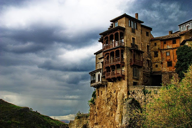  Hanging houses of Cuenca, Spain