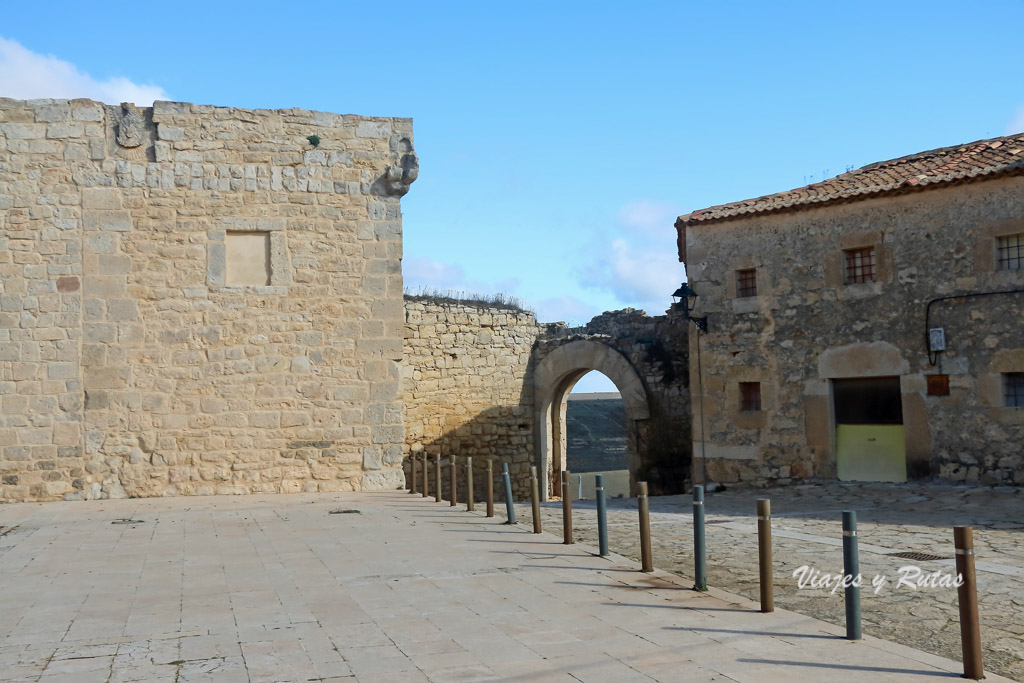 Arco de la muralla de Rello