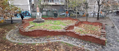 Bucarest, ruinas de la antigua Iglesia de San Antón o Biserica "Sfântul Anton".