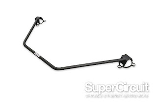 The SUPERCIRCUIT FRONT STRUT BAR in MATTE BLACK heavy duty industrial grade coating is stylish and elegant at the Hyundai Starex engine bay.