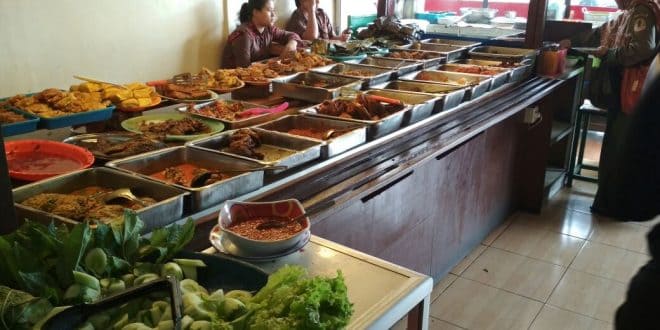 Jangan Kaget! Ini 5 Tempat Makan Enak di Bawah 100 Ribu di Bogor