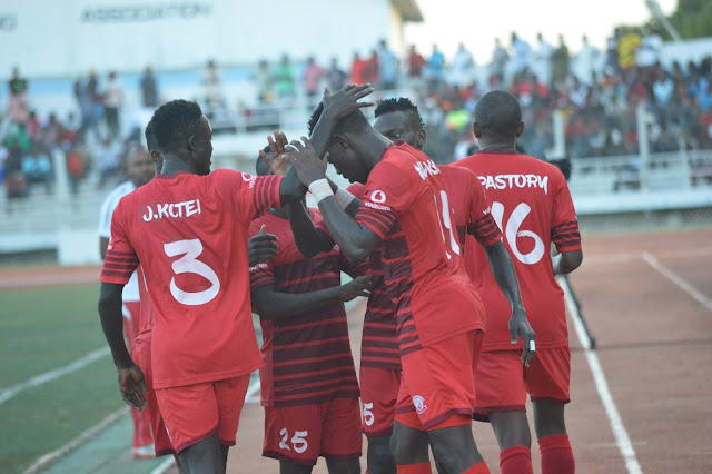 Yanga Yatolewa Kombe La Mapinduzi na Simba Kwa Penati ya 4-2 ............Sasa ni Simba vs Azam fainali Mapinduzi Cup2017