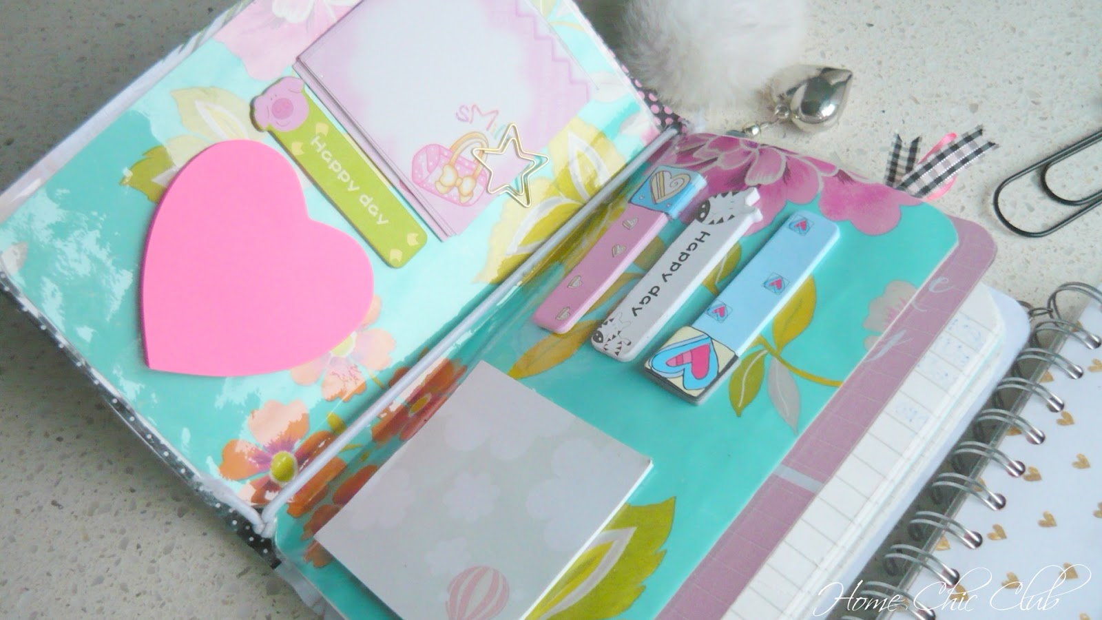 DIY Midori Style Traveler's Notebook | Home Chic Club: DIY Midori Style Traveler's Notebook