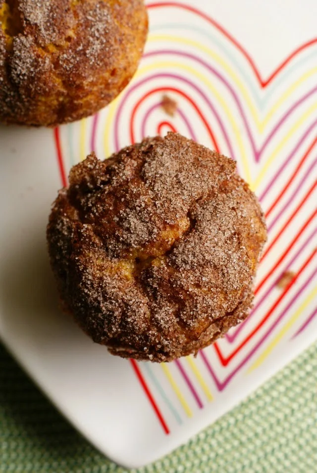 Cinnamon Crunch Butternut Squash Muffins are super moist muffins with a spiced roasted butternut squash batter and a crunchy cinnamon sugar top.