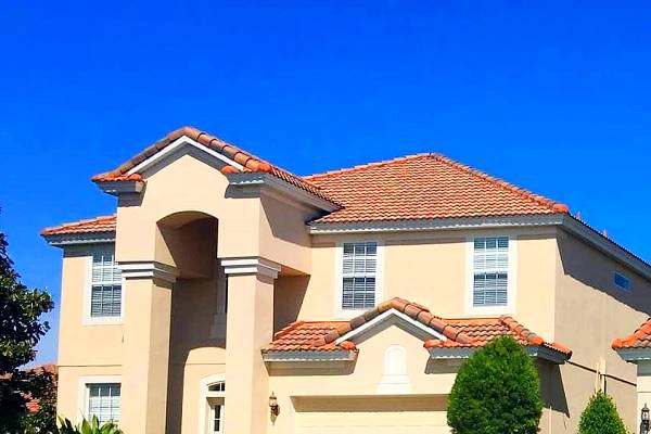 best roof shape for hurricanes