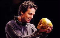 Wagner Moura em HAMLET