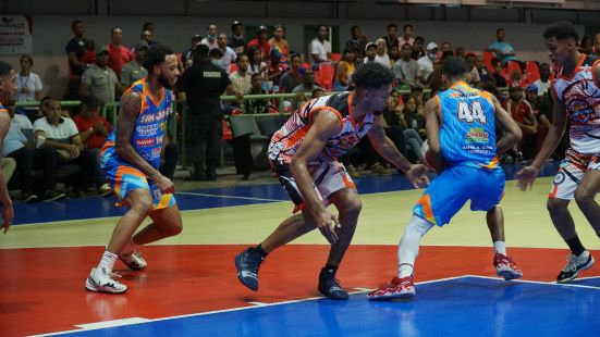 Cambelén avanza serie semifinal torneo basket superior de Higüey