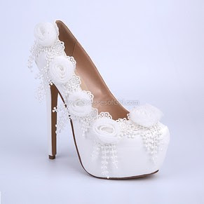 http://www.dressesofgirl.com/women-s-white-patent-leather-stiletto-heel-pumps-dgd03030853-3577.html?utm_source=post&utm_medium=DG6018&utm_campaign=blog 